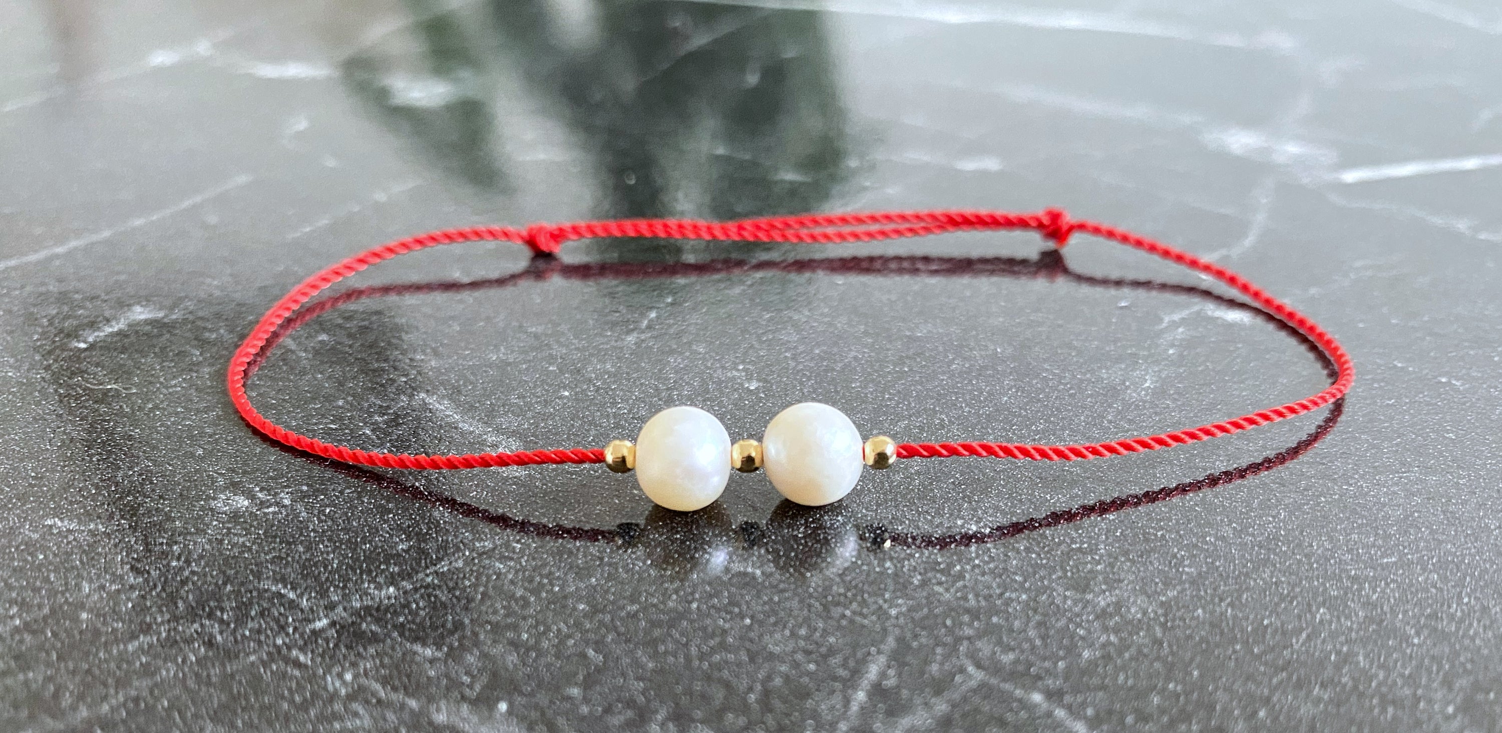 Armband aus Süßwasserperlen